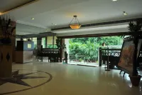 Hotel Aquamarine