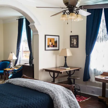 The Blue60 Marigny Inn Отели рядом с достопримечательностью «Сити-Парк»
