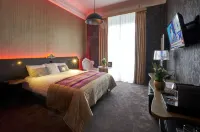 Le Chateau de Namur Hotels near Passion Garden Theater