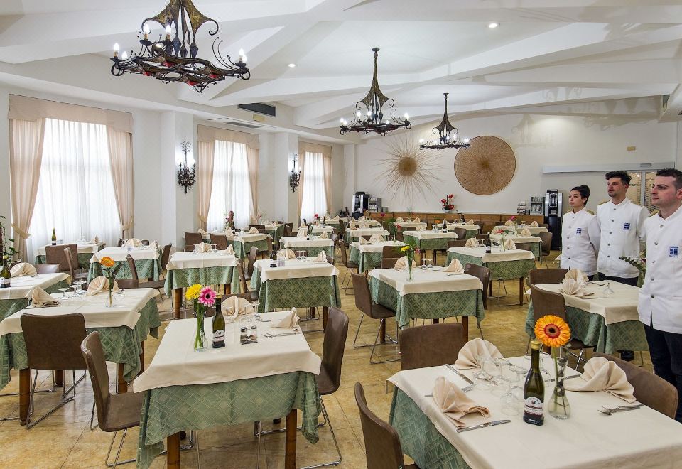 5. 졸리 파크 호텔..