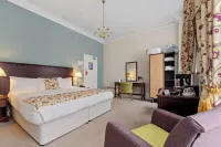 Sleeping Bear Hotel Dorchester Hotels in Dorchester