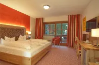 Hotel Neuhäusl Superior Hotels near Berghof