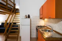 Hola Cathedral House