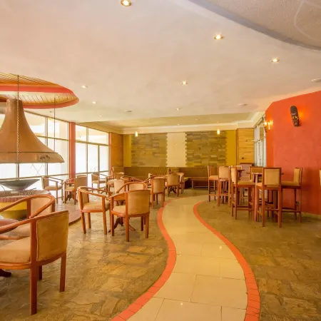 Sirikwa Hotel