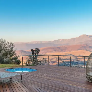 Cayley Mountain Resort