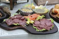 Mwinilunga Safaris - breakfast