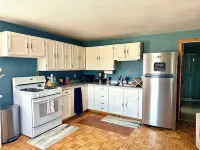 Cozy and private. 6 min drive to Beach with volcanic views. Hotel a Happy Valley