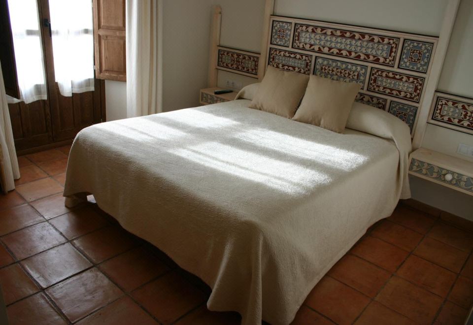 Hostal Santa María de Úbeda - Housity