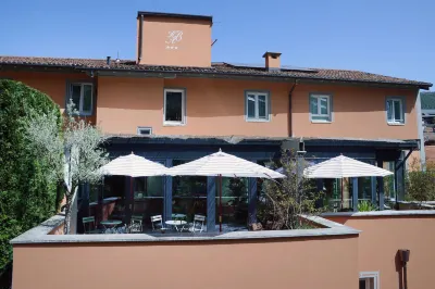Hotel Borgo Antico Các khách sạn gần Como San Giovanni Railway Station
