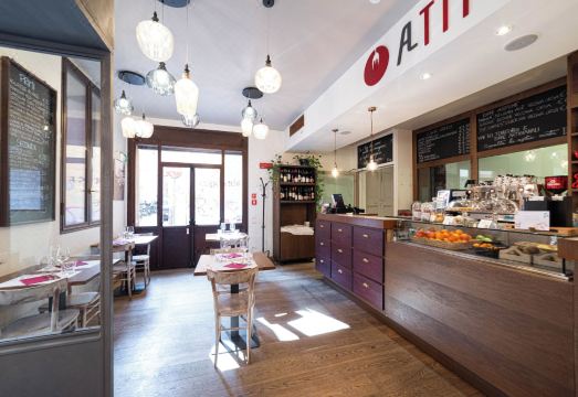 Phi Hotel Bologna 내부 디자인