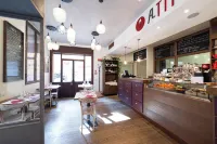 Phi Hotel Bologna - Layanan Antar-Jemput