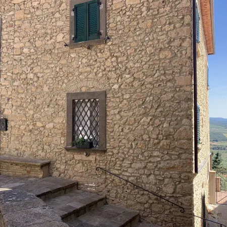 Casa Cerboneschi B&B in a Medieval Village with Panoramic Tuscan Hills