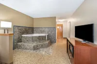 Comfort Inn & Suites Cincinnati Eastgate - Hot Tub