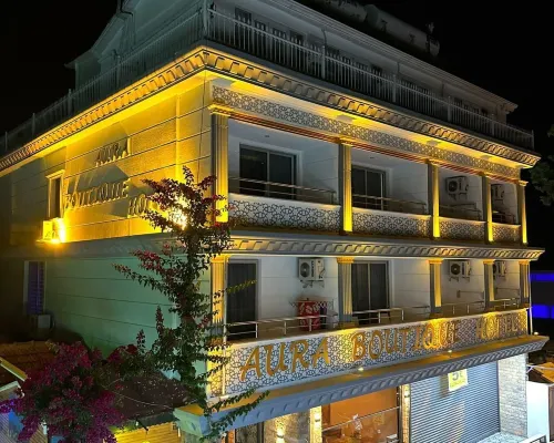 Aura Boutique Hotel Hotels near Titreyengol