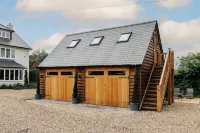 Hygge Lodge - From 110 Per Night