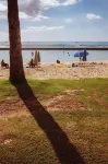 Royal Grove Waikiki - Bãi biển