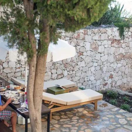 Sunset Villa Hotel