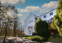 Hotel Lövér Sopron Các khách sạn gần Holy Trinity Statue