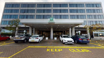 Holiday Inn Milton Keynes - Central Hotels near THOMAS SABO