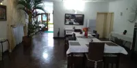 Kuku Royal Lodge - servizio colazione