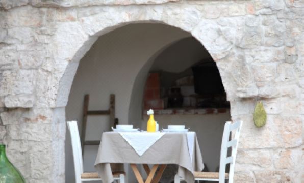 Pietra Pesara - Housity