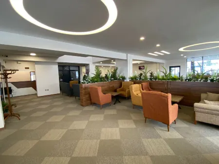 Zümrüt Palas Otel Отели в г. Hacilar