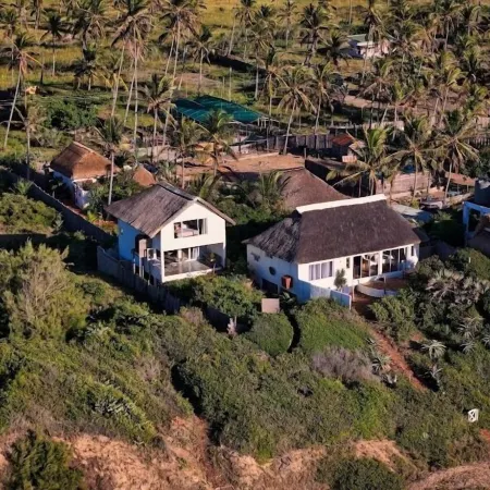 Pura Vida Tofo Beach Houses