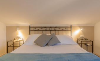 La Baia with Breathtaking Lake Views by Wonderful Italy