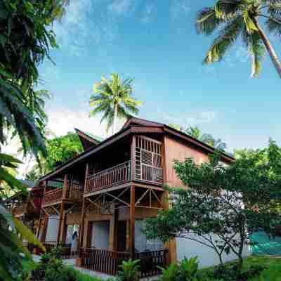 Ocean Tree Beach Resort & Spa Hotel Exterior