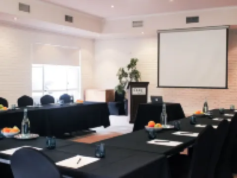 The Clan Terrigal Hotels in Terrigal
