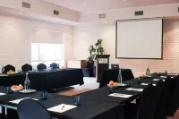 The Clan Terrigal Hotels in Terrigal