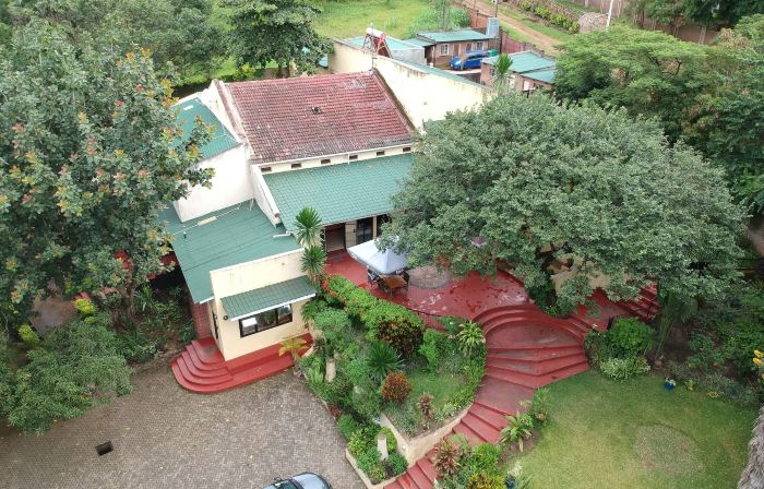 Villa 33