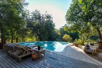 Leopard's Lair Bush Lodge