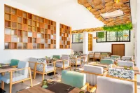 Holitel Anjuna Goa - breakfast