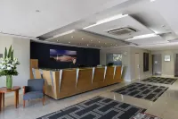 Coogee Sands Hotel & Apartments