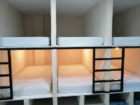 Casa De Mar Hostel Hotels in Castillogrande