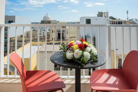 Orbis Boutique Studios by Holi Отели в г. Хамрун