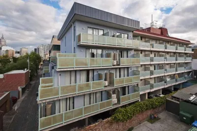 Carlton Lygon Lodge - Close to Melbourne Uni Hotels near Swanston St