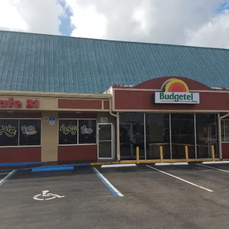 Budget Inn