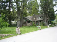 Strawberry Valley Inn Hotel di Mount Shasta