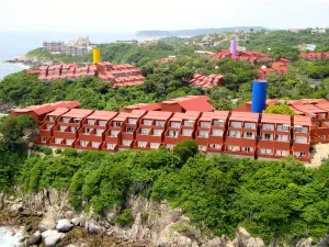 Las Brisas Huatulco – All Inclusive
