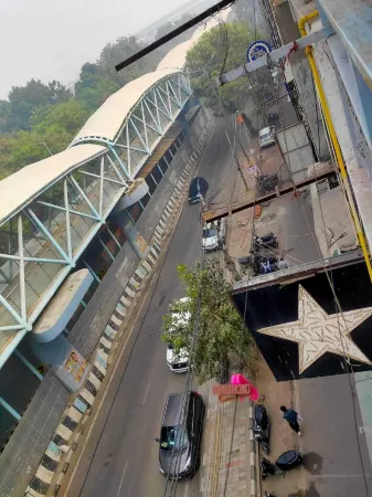 Hotel Cosy Rooms, Near US Embassy Chanakyapuri, New Delhi - Budget Friendly Отели рядом со станцией Delhi Cantt