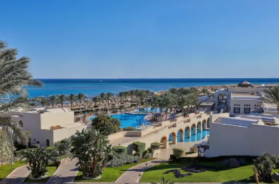 JAZ Belvedere Resort Hotels near SOHO Square