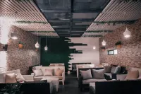 Platinum Cocotiers Hotel