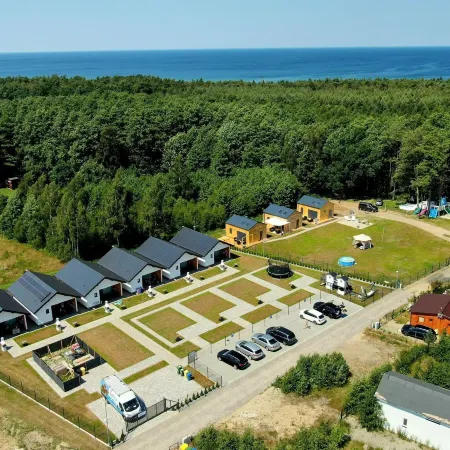 Holiday Homes with Terraces, Close to the Beach