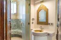 Absinthe Tangier