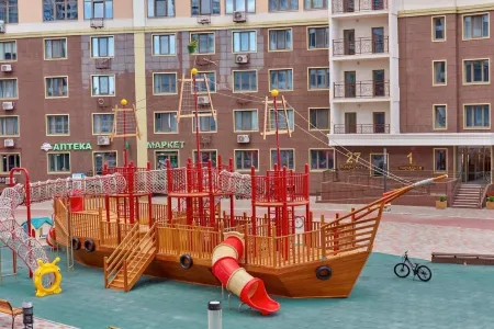 Atmosfera Hotel Отели рядом с достопримечательностью «Храм святого апостола Луки»