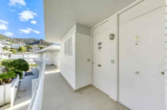 Apartment in Roses Near Platja Almadrava