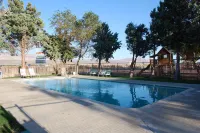 Olancha RV Park and Motel