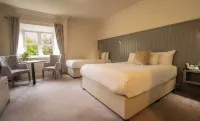 Abbey Court Hotels near Nenagh Arts Centre